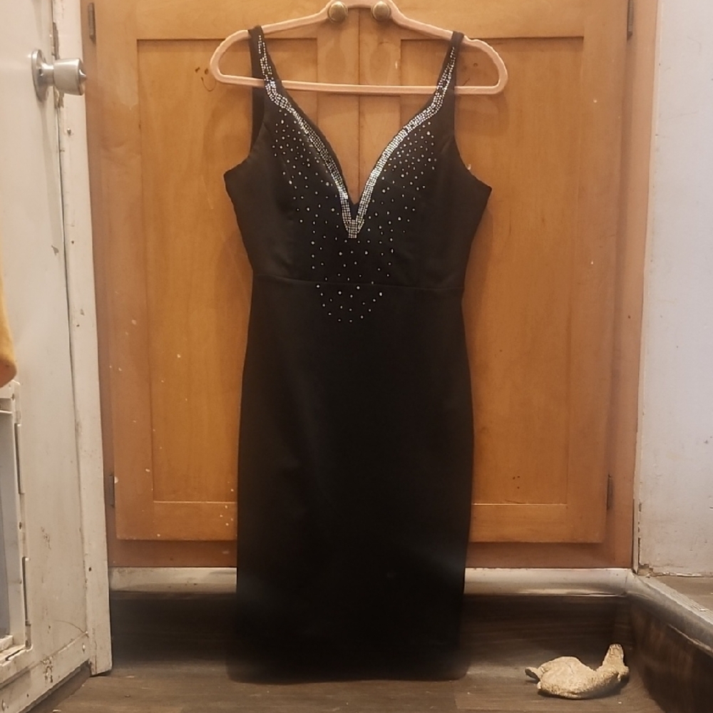 Chic Black Embellished Midi Dress